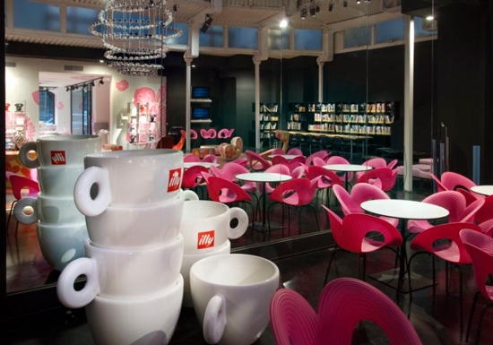2006 - Galleria illy hosted by Moroso, Milan